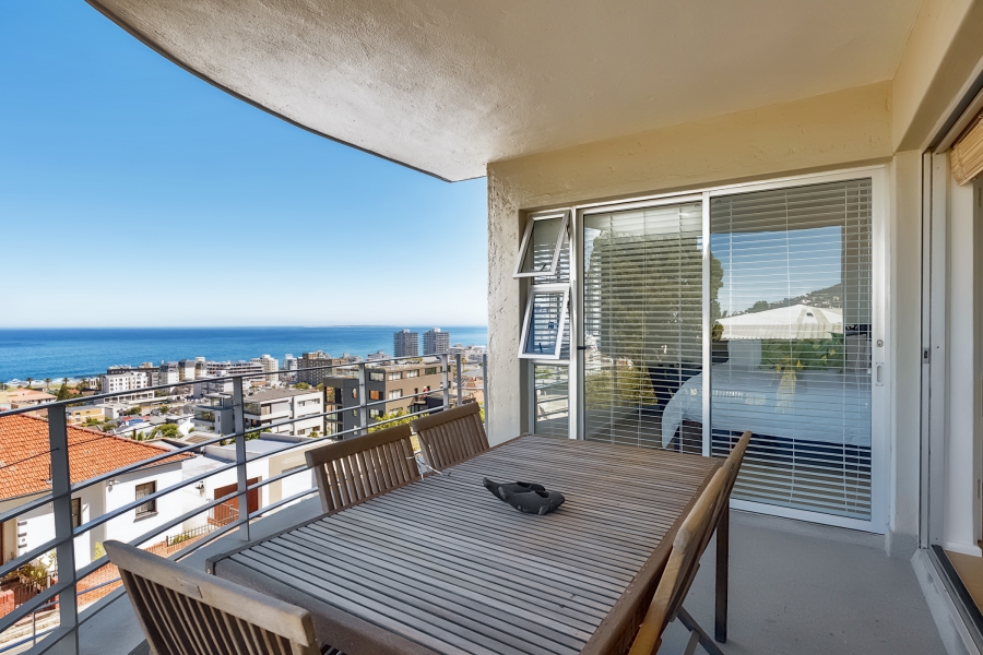 To Let 2 Bedroom Property for Rent in Sea Point Western Cape